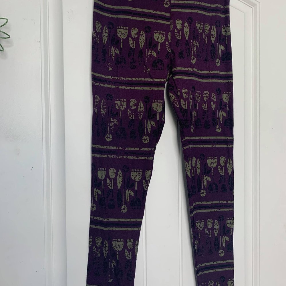 LulaRoe Leggings Purple and Green